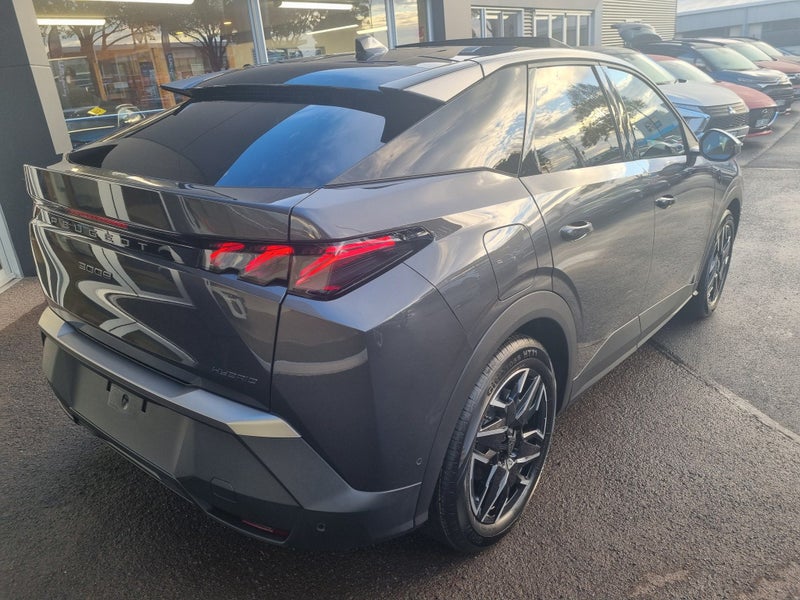 2025 Peugeot 3008 GT 1.2PMHT/6AT image 4