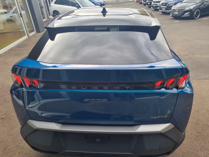 2025 Peugeot 3008 GT 1.2PMHT/6AT image 5