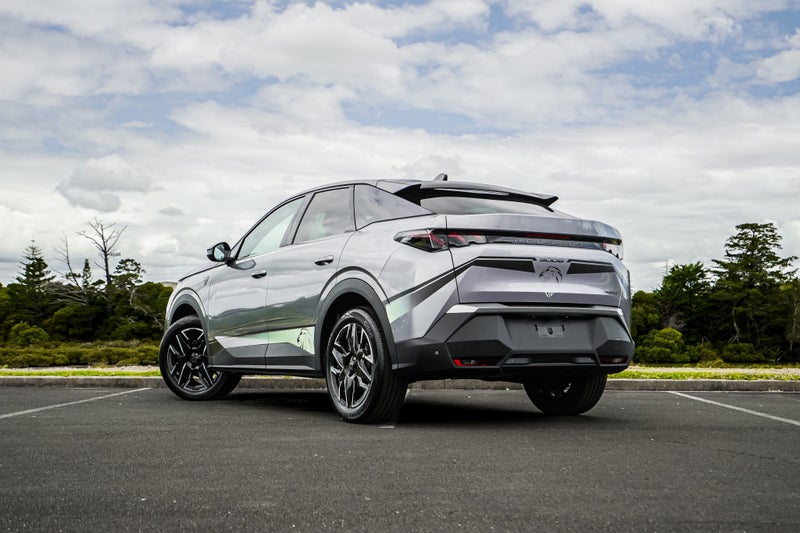 2025 Peugeot 3008 GT 1.2Pmht/6At image 3