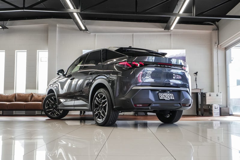 2025 Peugeot 3008 Gt 1.2Pmht/6At image 2