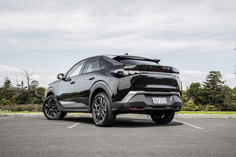 2025 Peugeot 3008 GT 1.2Pmht/6At image 2