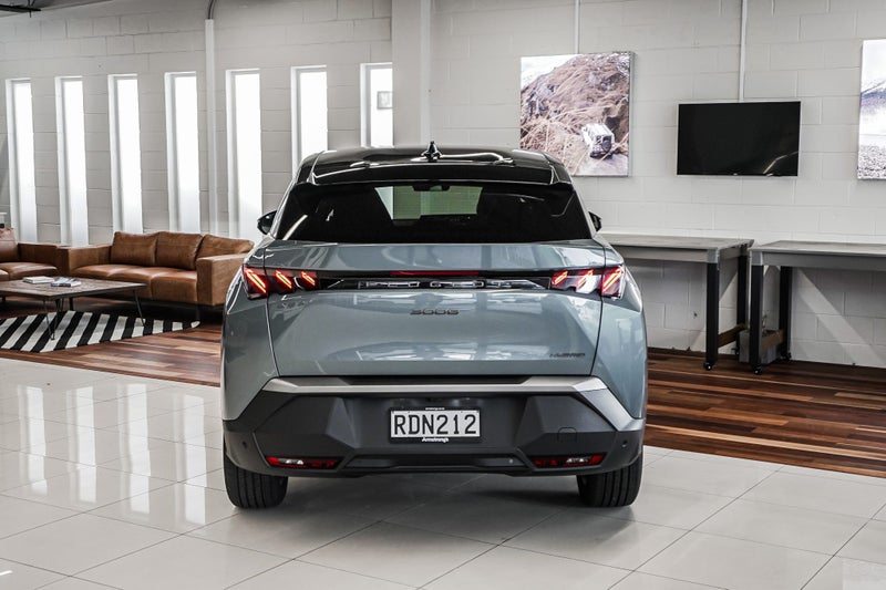 2025 Peugeot 3008 GT 1.2Pmht/6At image 5