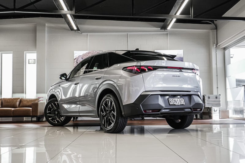 2025 Peugeot 3008 Gt 1.2Pmht/6At image 2