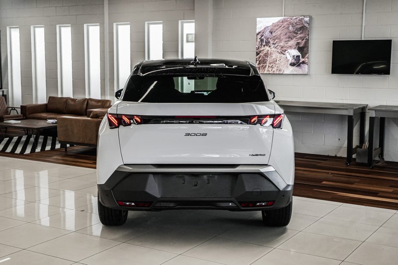 2025 Peugeot 3008 GT Hybrid Safe Premium Eco Fa... image 5