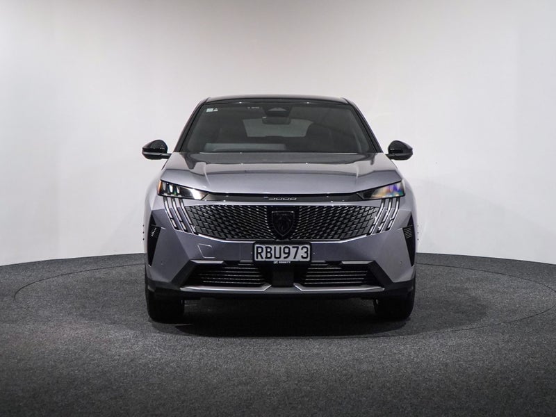 2025 Peugeot 3008 GT MHEV SUV image 2