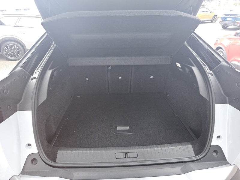 2025 Peugeot 3008 GT Premium image 5