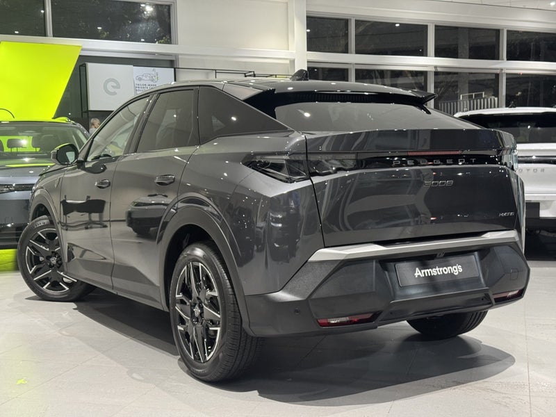 2025 Peugeot 3008 P64 GT Premium MHEV image 3