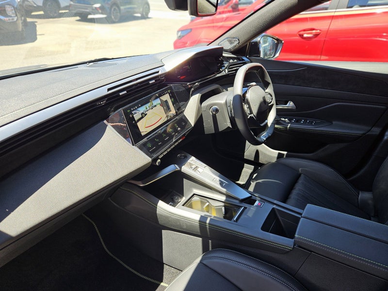 2025 Peugeot 408 GT 1.2PMHT/6AT image 3