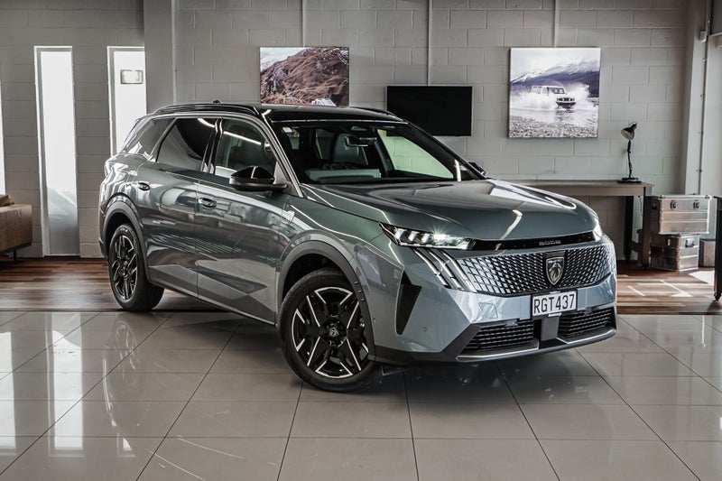 2025 Peugeot 5008 Gt Mhev 1.2Pmht/6Hd image 1