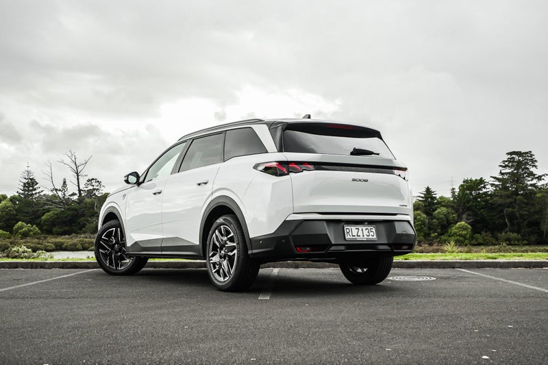 2025 Peugeot 5008 Gt Mhev 1.2Pmht/6Hd image 2