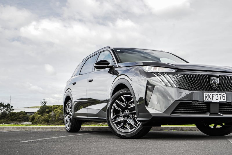 2025 Peugeot 5008 Gt Mhev 1.2Pmht/6Hd image 5