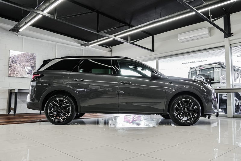 2025 Peugeot 5008 Gt Mhev 1.2Pmht/6Hd image 3