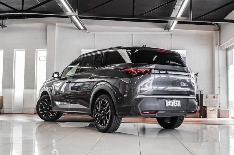 2025 Peugeot 5008 Gt Mhev 1.2Pmht/6Hd image 2