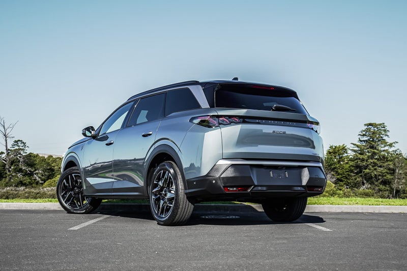 2025 Peugeot 5008 GT Mhev 1.2Pmht/6Hd image 3