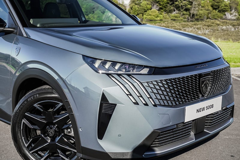2025 Peugeot 5008 GT Mhev 1.2Pmht/6Hd image 5