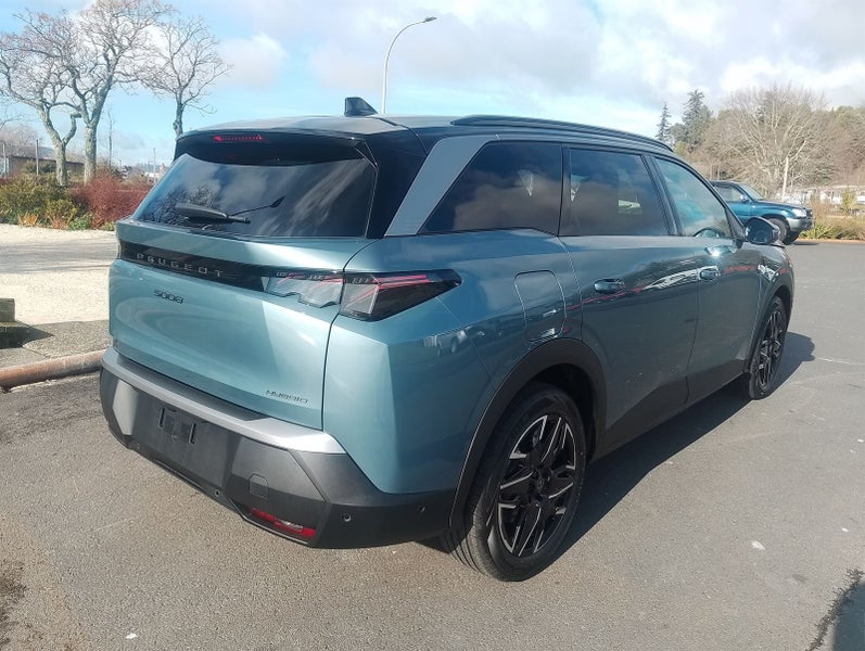 2025 Peugeot 5008 GT Premium HYBRID TURBO image 5