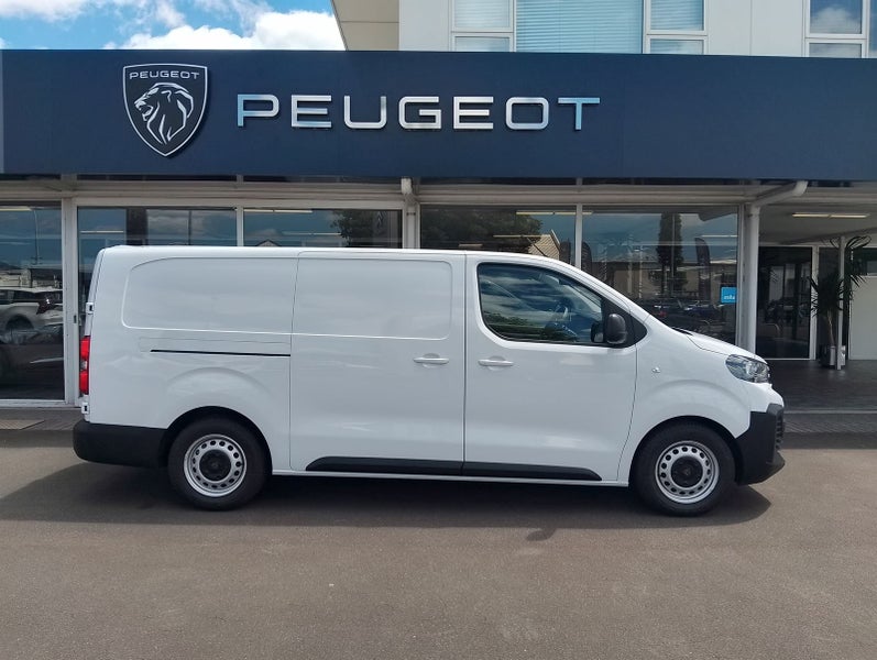 2025 Peugeot Expert Long Length - Facelift - El... image 3