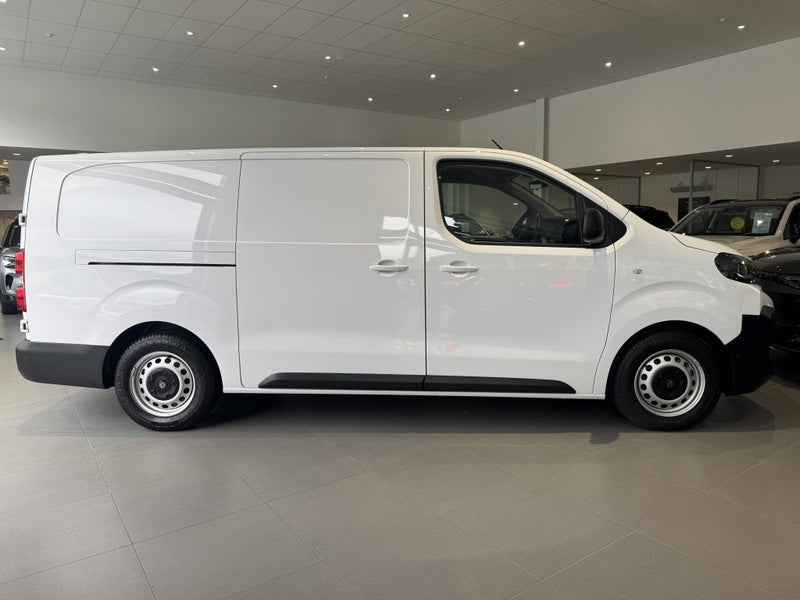 2025 Peugeot Expert LWB Electric 75Kwh image 4