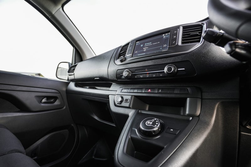2025 Peugeot Expert MWB 2.0Dt/8At image 4