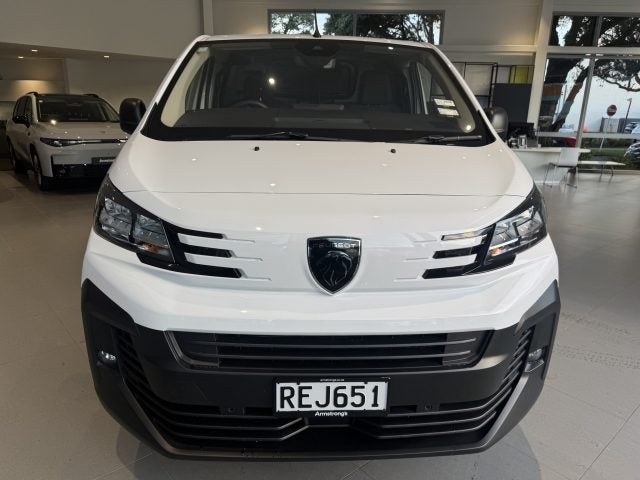 2025 Peugeot Expert MWB 2.0L Turbo Diesel image 4