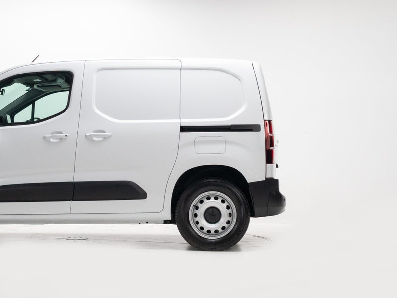 2025 Peugeot Partner Swb Electric 50Kwh image 5