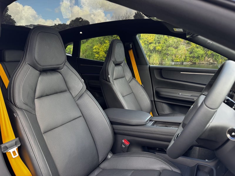 2025 Polestar 4 Long range Dual Motor image 4