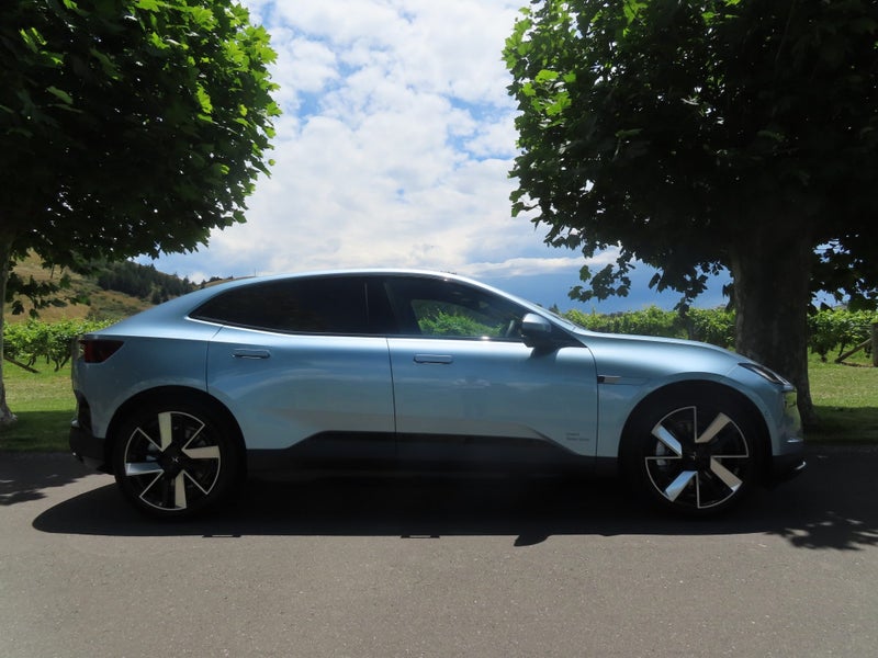 2025 Polestar 4 Long Range Single Motor Plus image 2