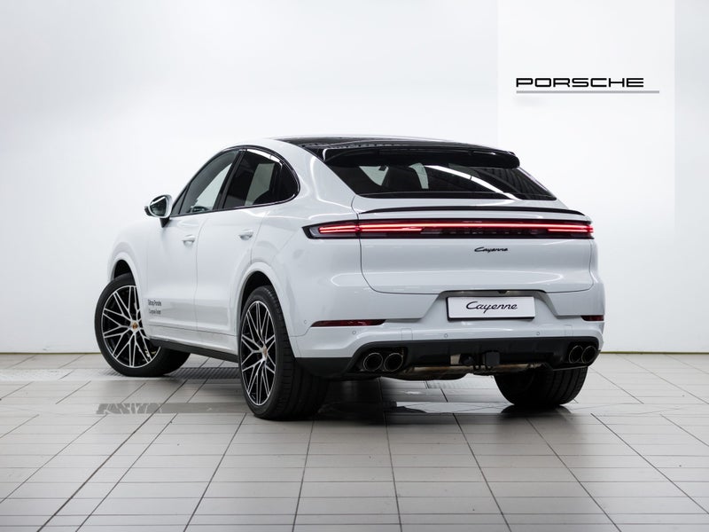 2025 Porsche Cayenne Coupe (E3 II) image 3