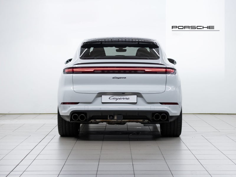 2025 Porsche Cayenne Coupe (E3 II) image 5