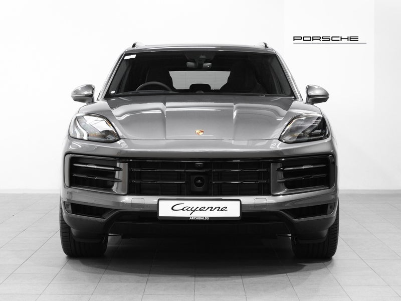 2025 Porsche Cayenne E-Hybrid PHEV image 3