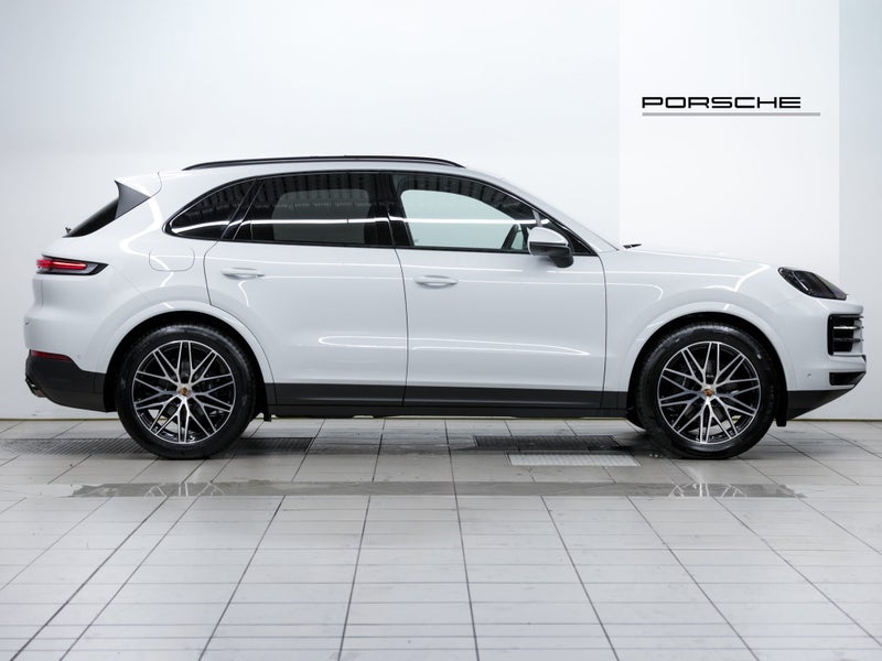2025 Porsche Cayenne (E3 II) image 2