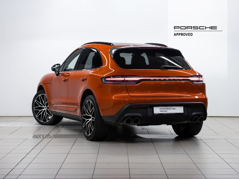 2025 Porsche Macan T (H1 III) image 4