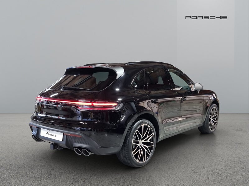 2025 Porsche Macan T*NZ New* image 2