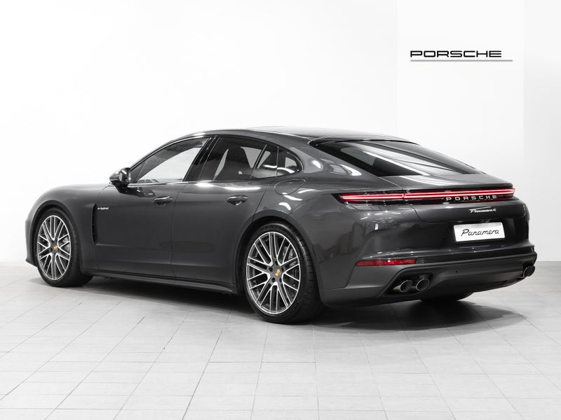 2025 Porsche Panamera 4 E-Hybrid PHEV image 2