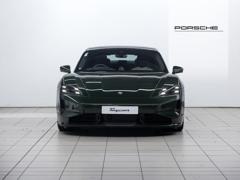 2025 Porsche Taycan II Turbo image 2