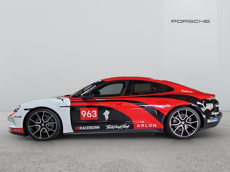 2025 Porsche Taycan J1 II*NZ New* image 3