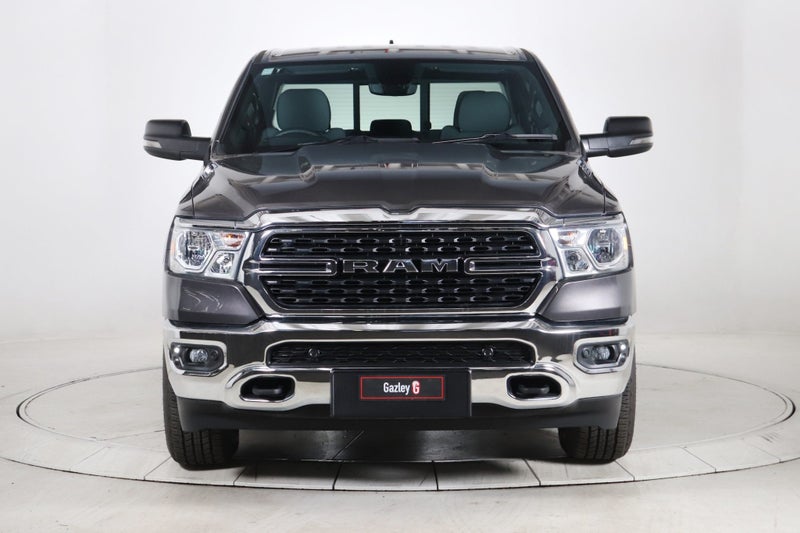 2025 Ram 1500 Bighorn image 2
