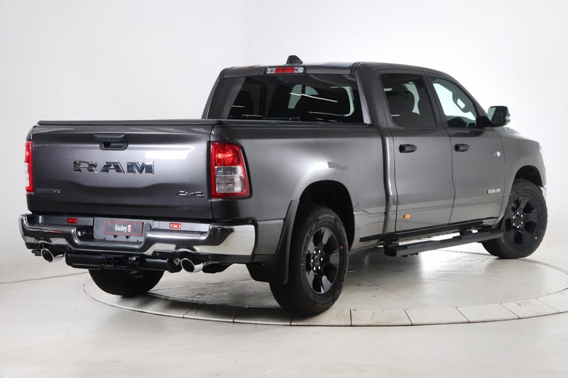 2025 Ram 1500 Bighorn image 3