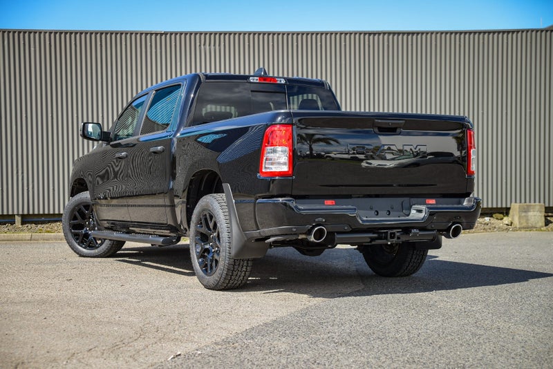 2025 Ram 1500 DT Bighorn Crew 4X4 image 2