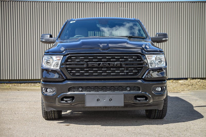 2025 Ram 1500 DT Bighorn Crew 4X4 image 3