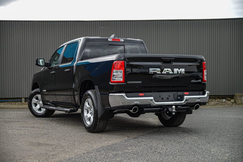 2025 Ram 1500 DT Bighorn Crew 4X4 image 2
