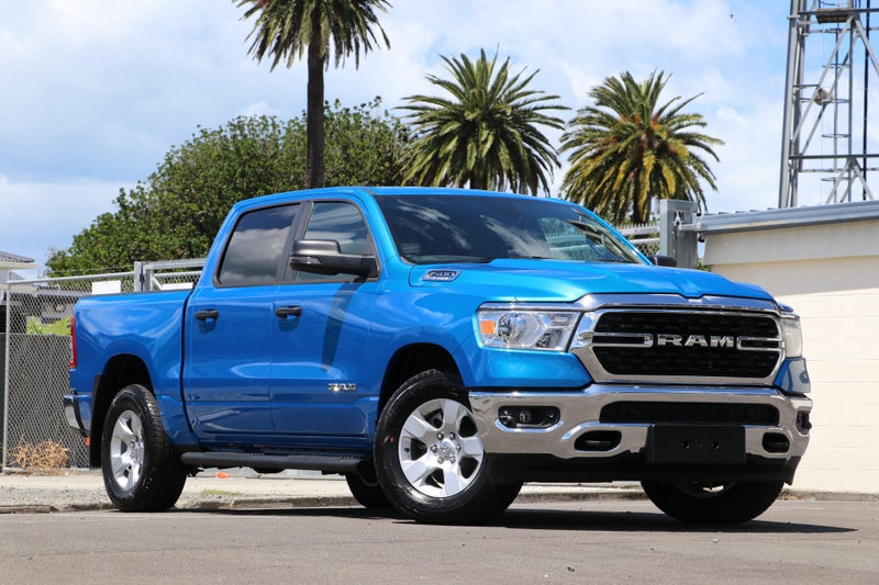 2025 Ram 1500 DT Bighorn Crew 4X4 image 1