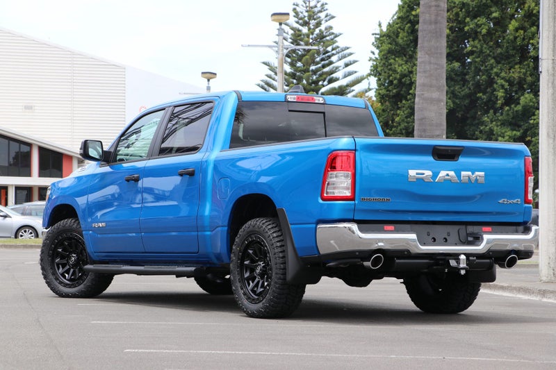 2025 Ram 1500 DT Bighorn Crew 4X4 image 2