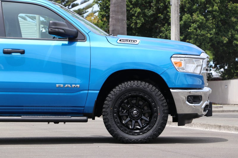 2025 Ram 1500 DT Bighorn Crew 4X4 image 4