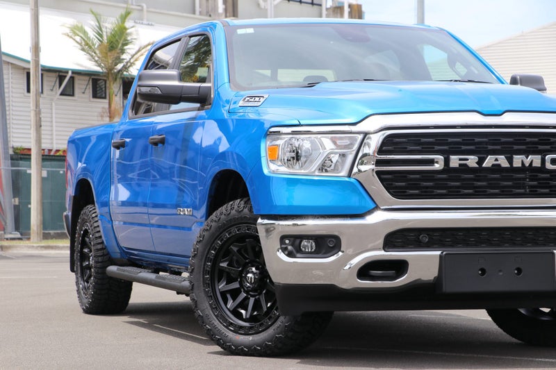 2025 Ram 1500 DT Bighorn Crew 4X4 image 5