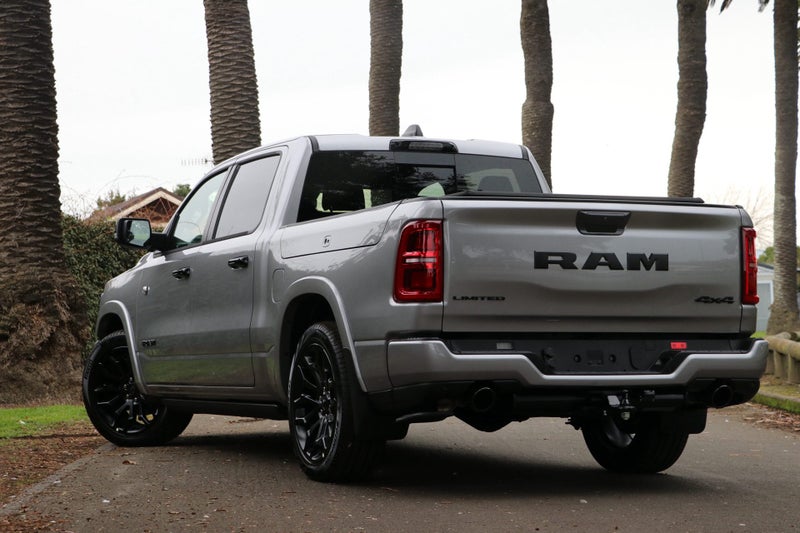 2025 Ram 1500 DT LIMITED I6 RB NIGHT EDITION image 2