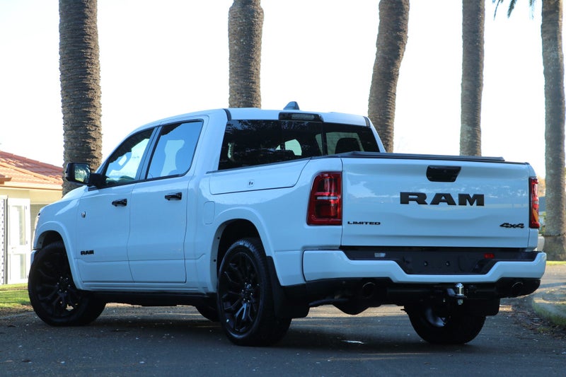 2025 Ram 1500 DT LIMITED I6 RB NIGHT EDITION image 2