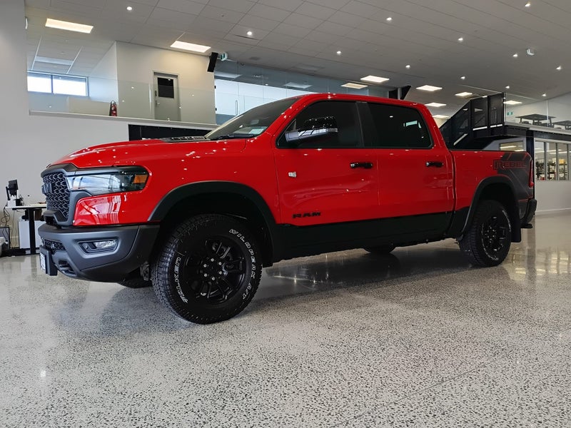 2025 Ram 1500 DtRebel Crew C image 2