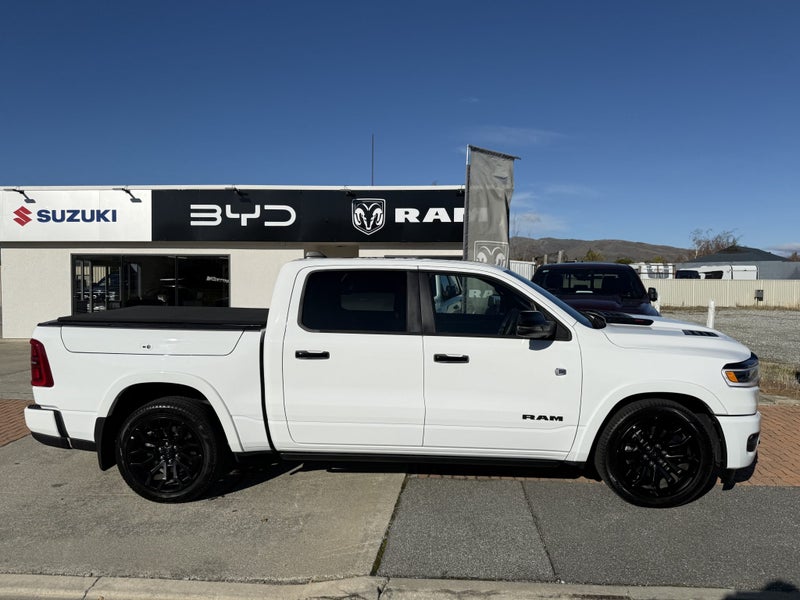 2025 Ram 1500 Limited 3.0 SST HO image 3