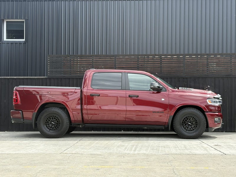 2025 Ram 1500 Limited Hurricane image 2
